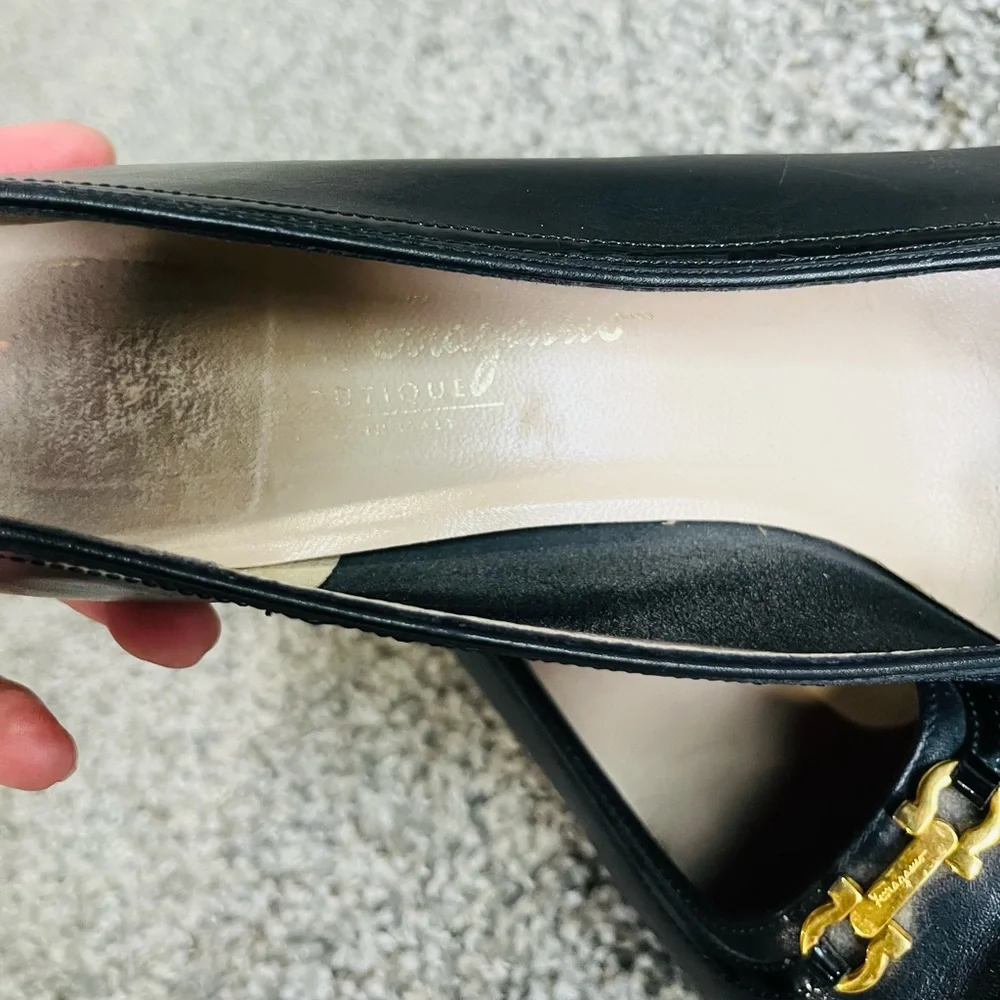 Salvatorre Ferragamo Heels 10 1/2 A narrow - Picture 7 of 7